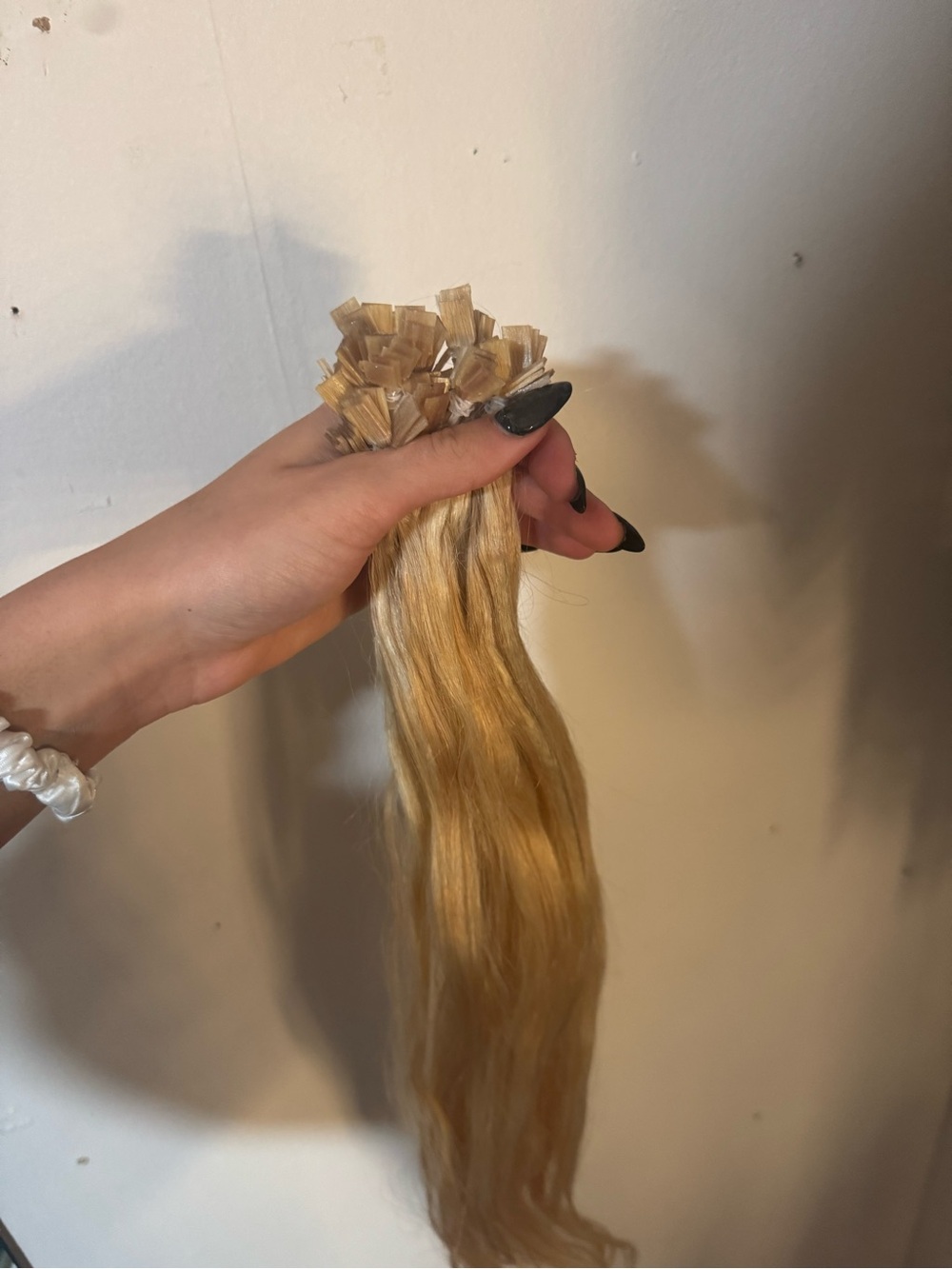 Blonde K-Tip Slavic Human Hair Extensions
